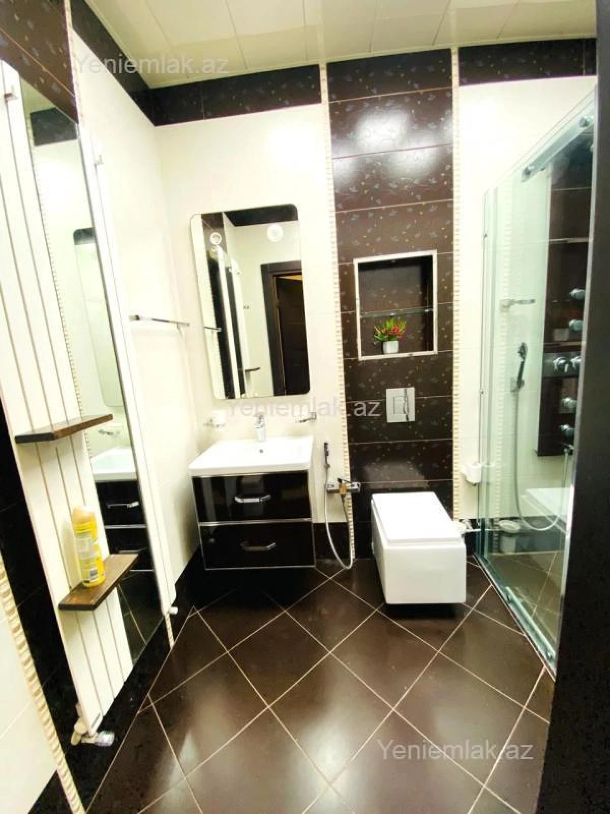 Satılır 3 otaqlı yeni tikili 118 m²