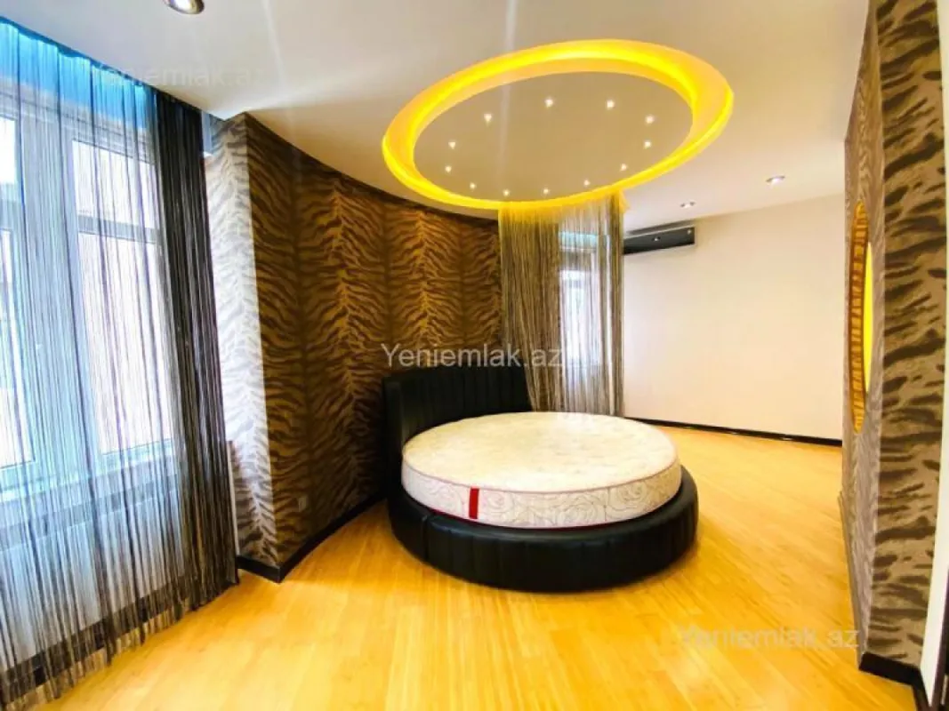 Satılır 3 otaqlı yeni tikili 118 m²