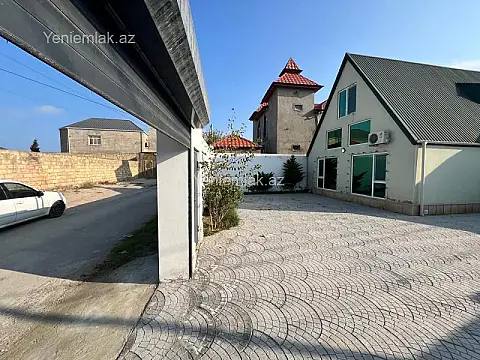 Satılır 4 otaqlı həyət evi 200 m²