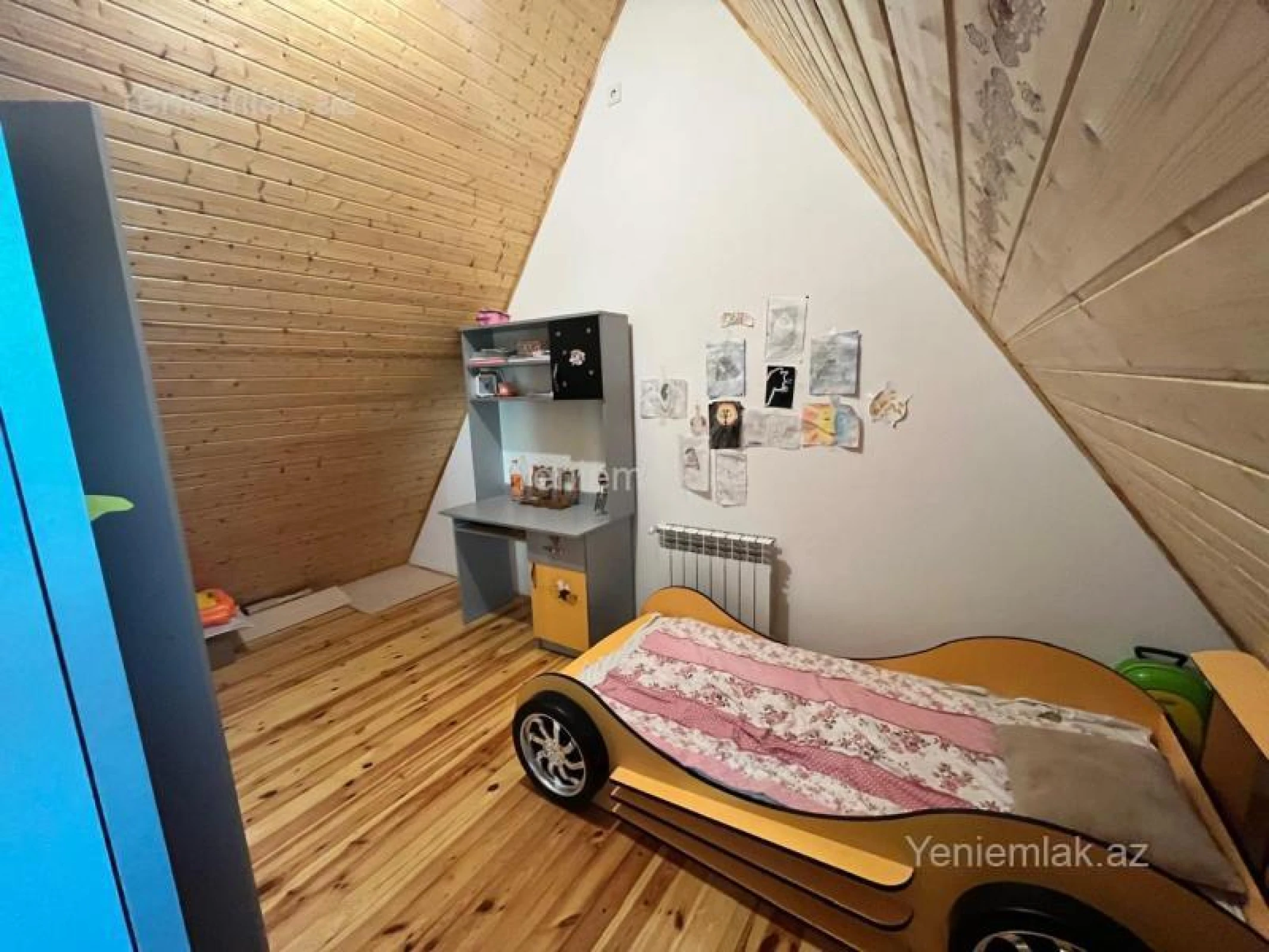 Satılır 4 otaqlı həyət evi 200 m²