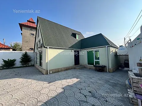Satılır 4 otaqlı həyət evi 200 m²