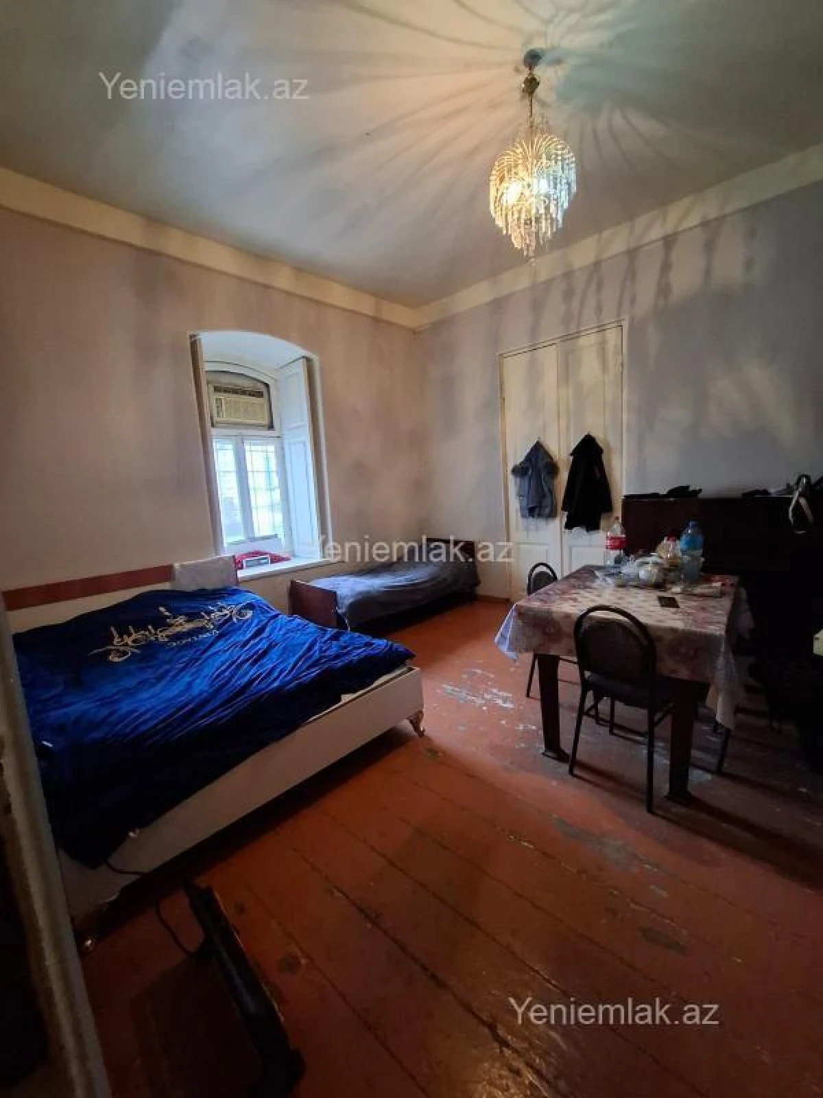 Satılır 2 otaqlı köhnə tikili 50 m²