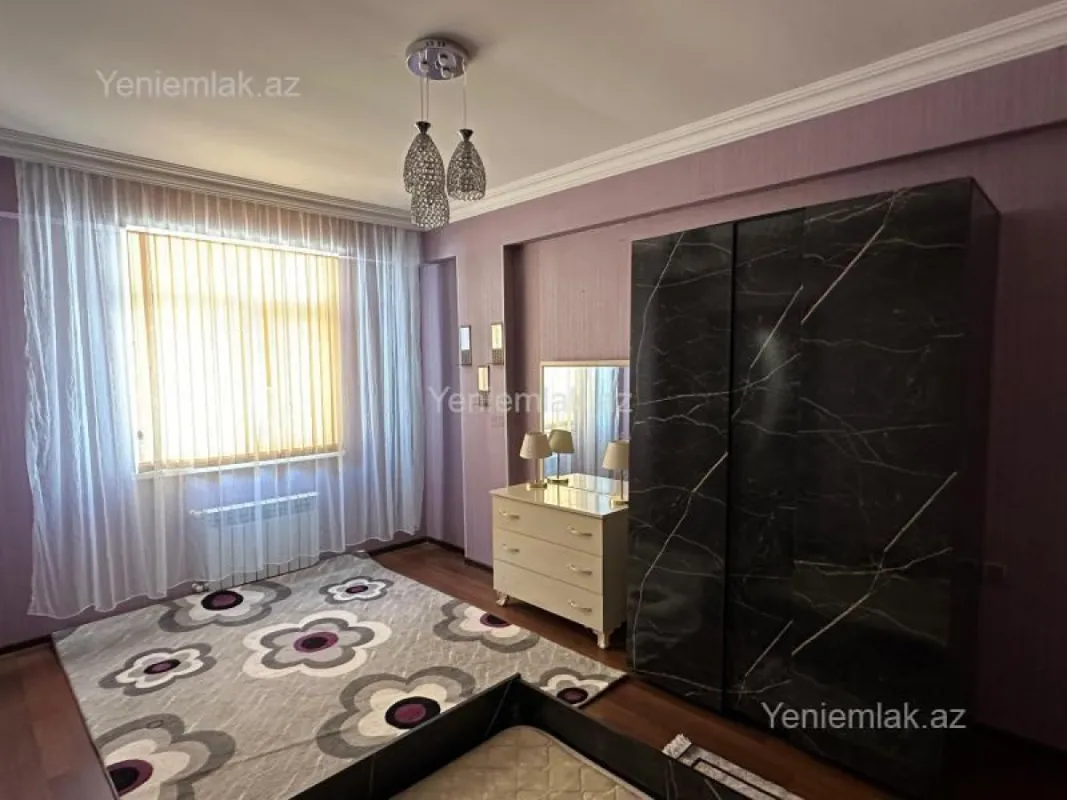 Satılır 3 otaqlı yeni tikili 72 m²