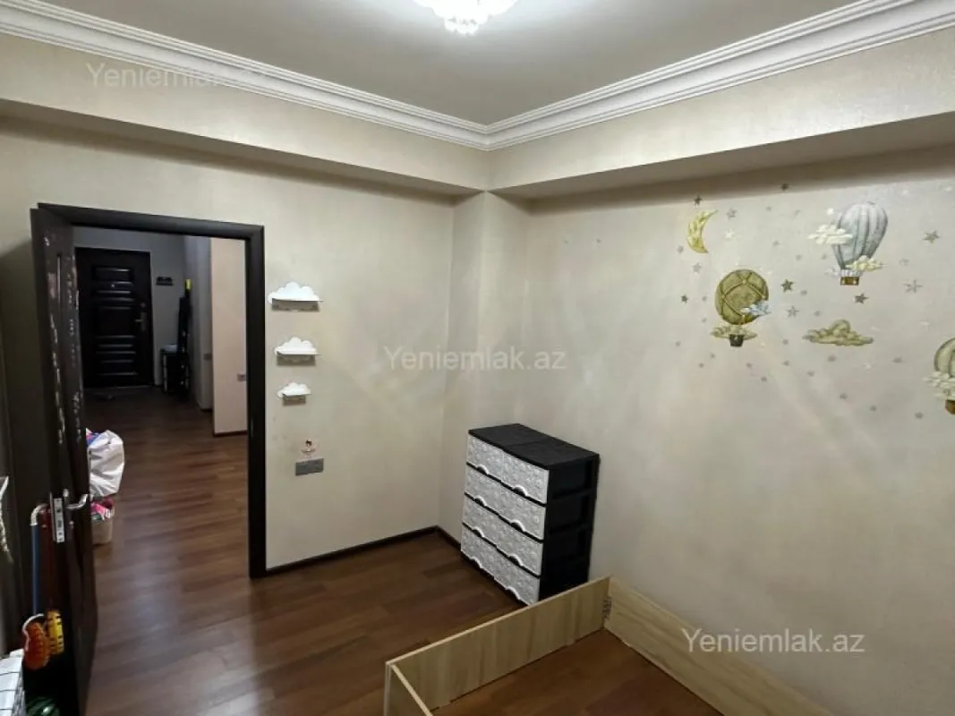 Satılır 3 otaqlı yeni tikili 72 m²