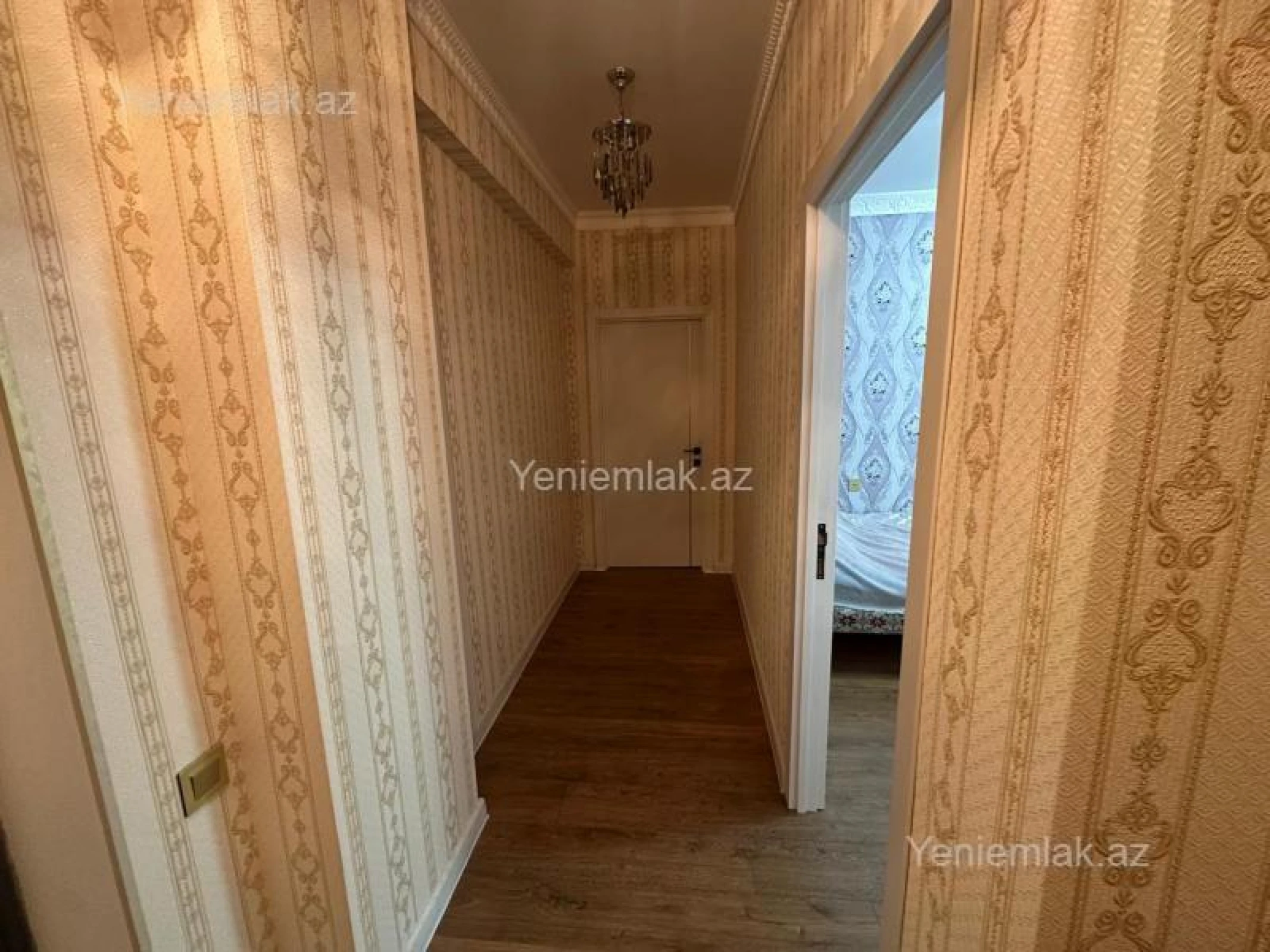 Satılır 2 otaqlı yeni tikili 70 m²