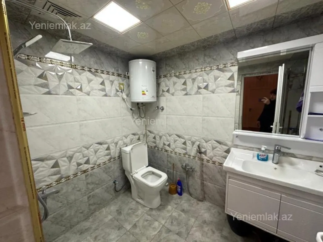 Satılır 2 otaqlı yeni tikili 70 m²