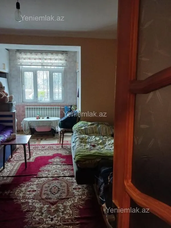 Satılır 3 otaqlı köhnə tikili 50 m²