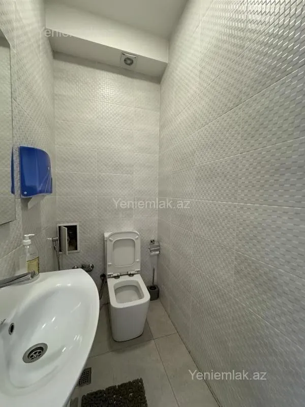 Satılır 4 otaqlı obyekt 85 m²