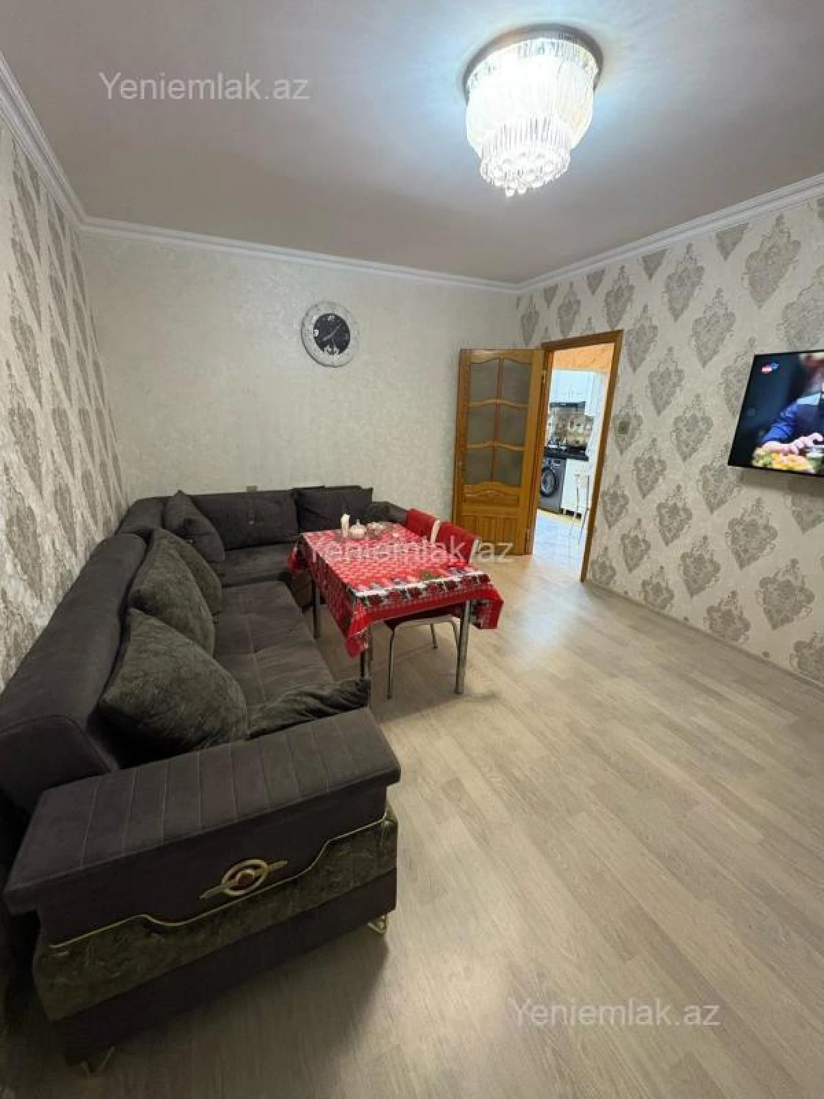 Satılır 2 otaqlı köhnə tikili 60 m²