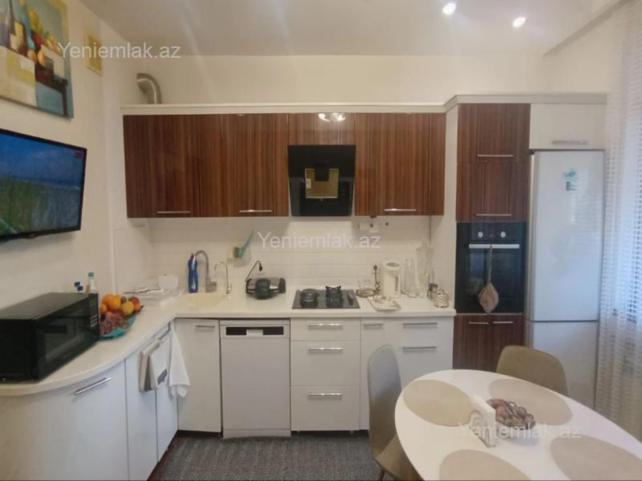 Satılır 3 otaqlı yeni tikili 80 m²