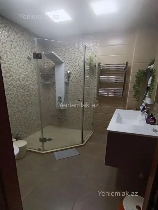 Satılır 3 otaqlı yeni tikili 80 m²