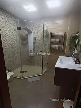 Satılır 3 otaqlı yeni tikili 80 m²