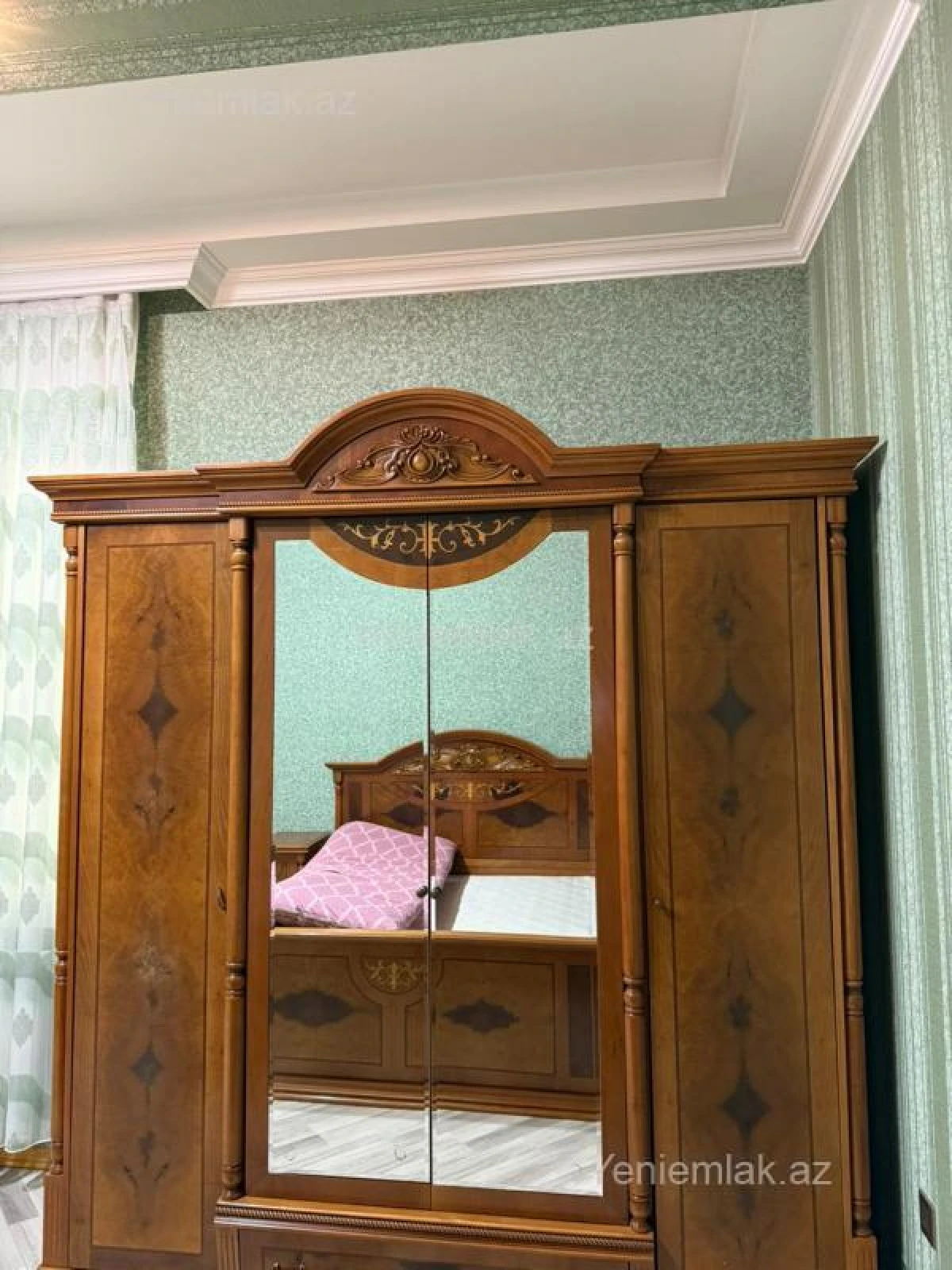 Satılır 6 otaqlı həyət evi 210 m²