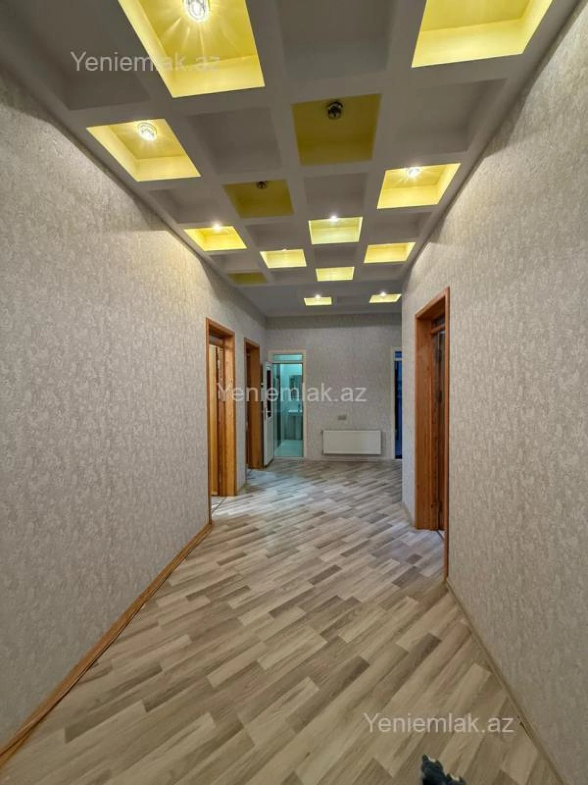 Satılır 6 otaqlı həyət evi 210 m²