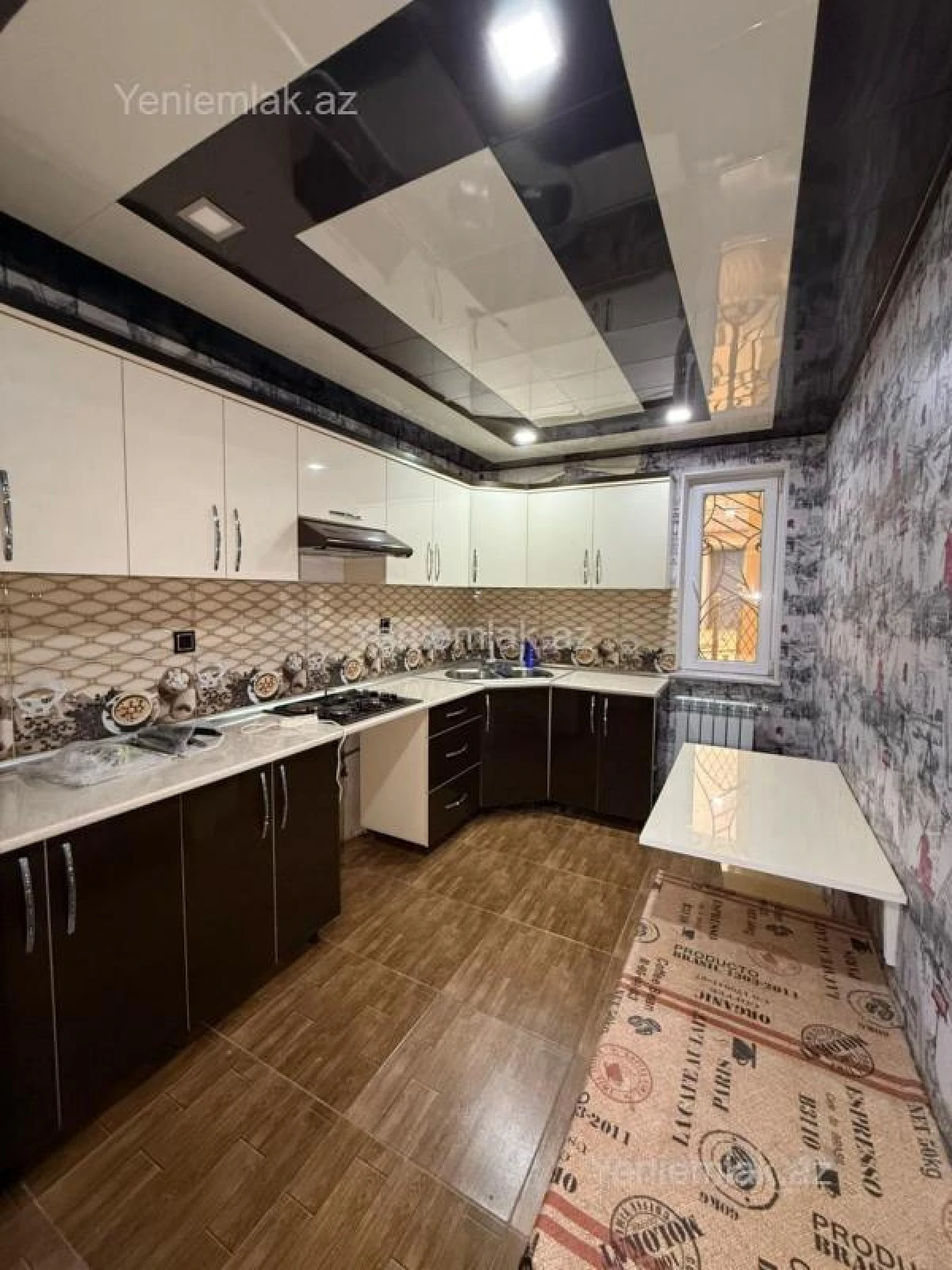 Satılır 6 otaqlı həyət evi 210 m²