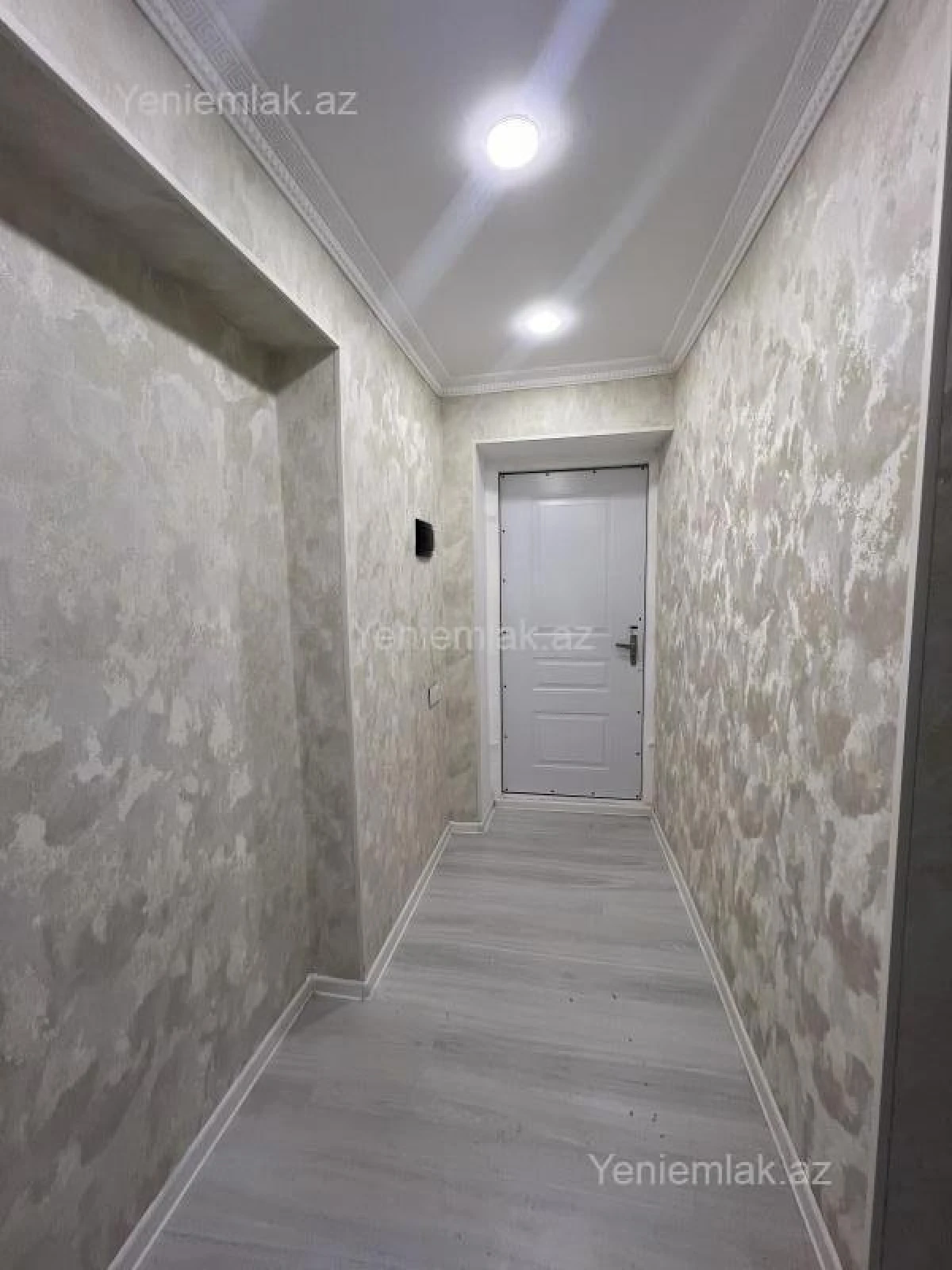 Satılır 2 otaqlı köhnə tikili 40 m²