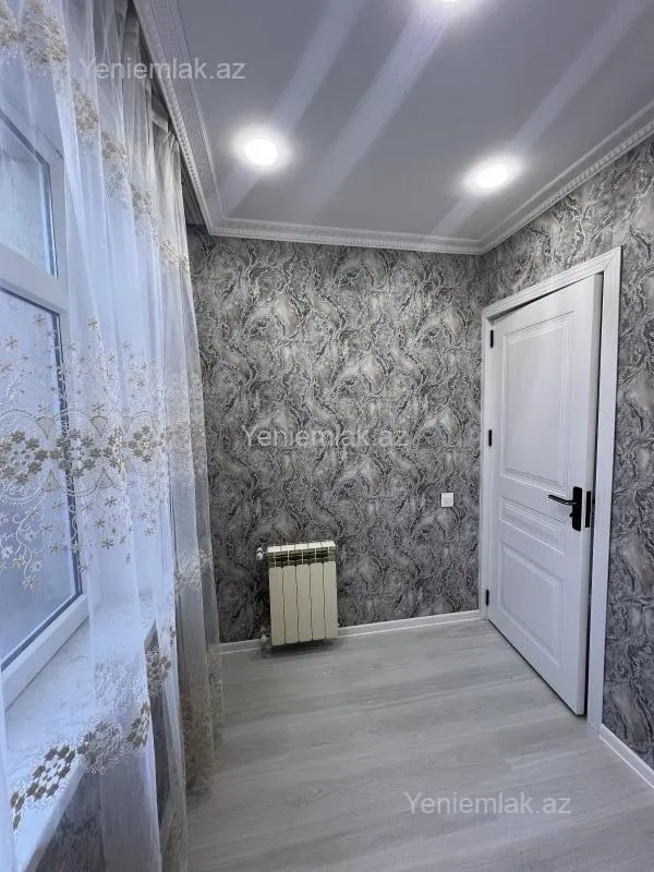 Satılır 2 otaqlı köhnə tikili 40 m²