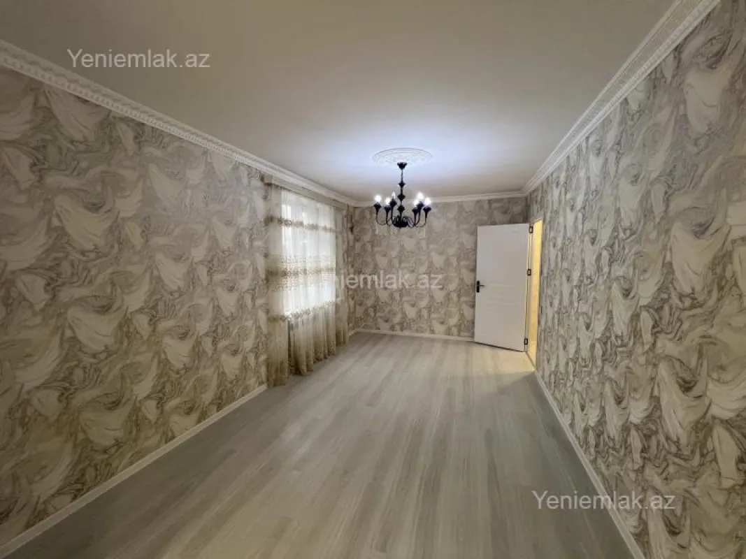 Satılır 2 otaqlı köhnə tikili 40 m²