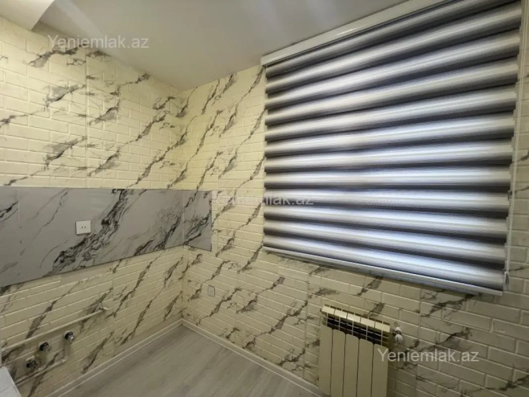 Satılır 2 otaqlı köhnə tikili 40 m²