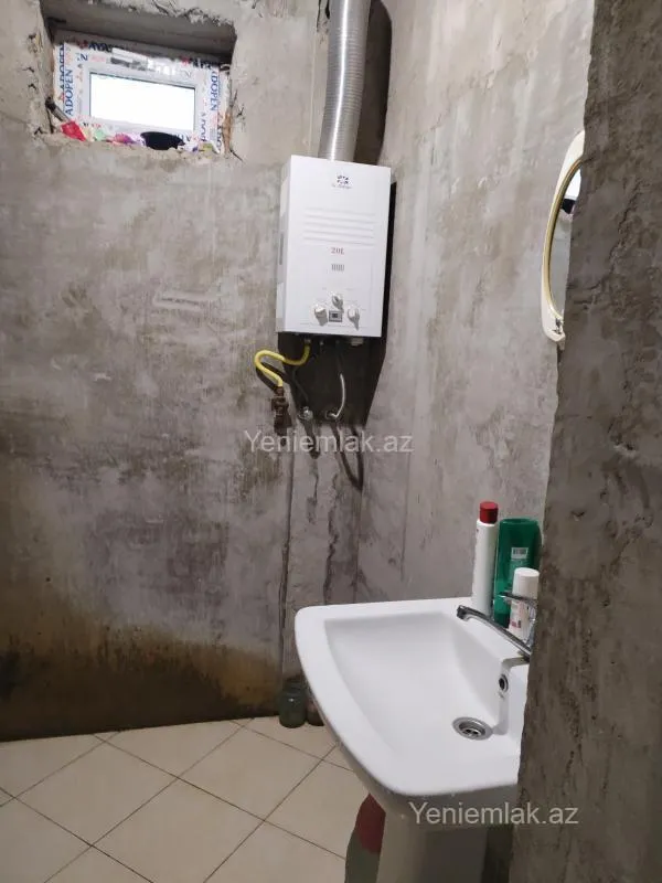 Satılır 5 otaqlı həyət evi 120 m²