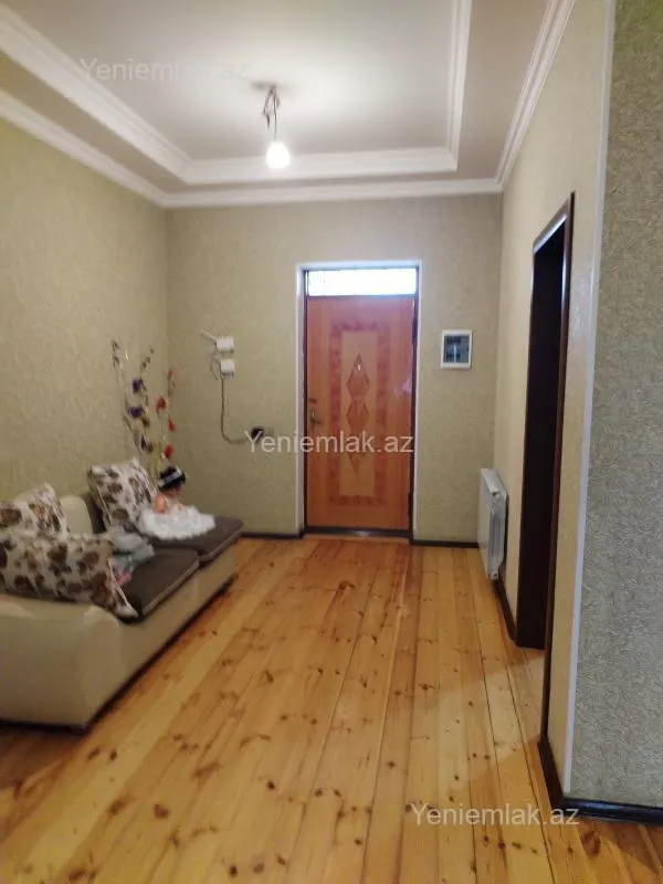 Satılır 5 otaqlı həyət evi 120 m²