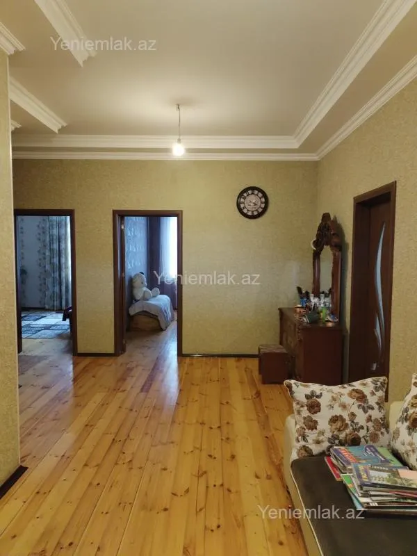 Satılır 5 otaqlı həyət evi 120 m²