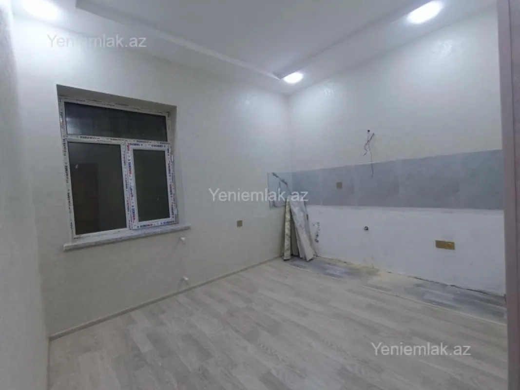 Satılır 5 otaqlı həyət evi 130 m²