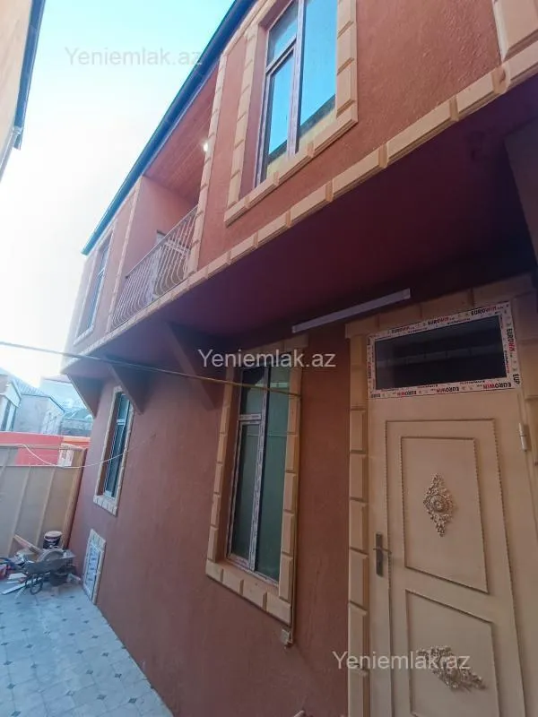 Satılır 5 otaqlı həyət evi 130 m²
