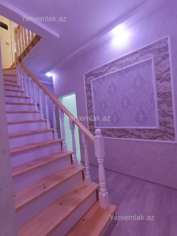 Satılır 5 otaqlı həyət evi 130 m²