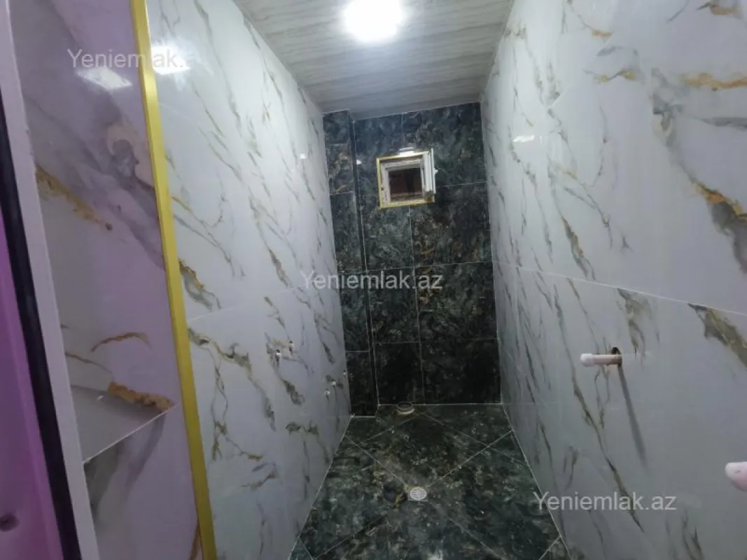 Satılır 5 otaqlı həyət evi 130 m²