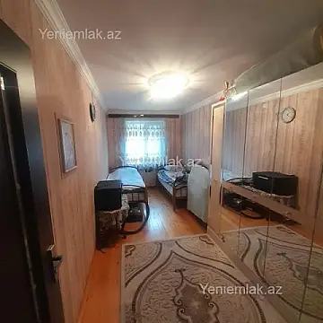 Satılır 2 otaqlı köhnə tikili 50 m²