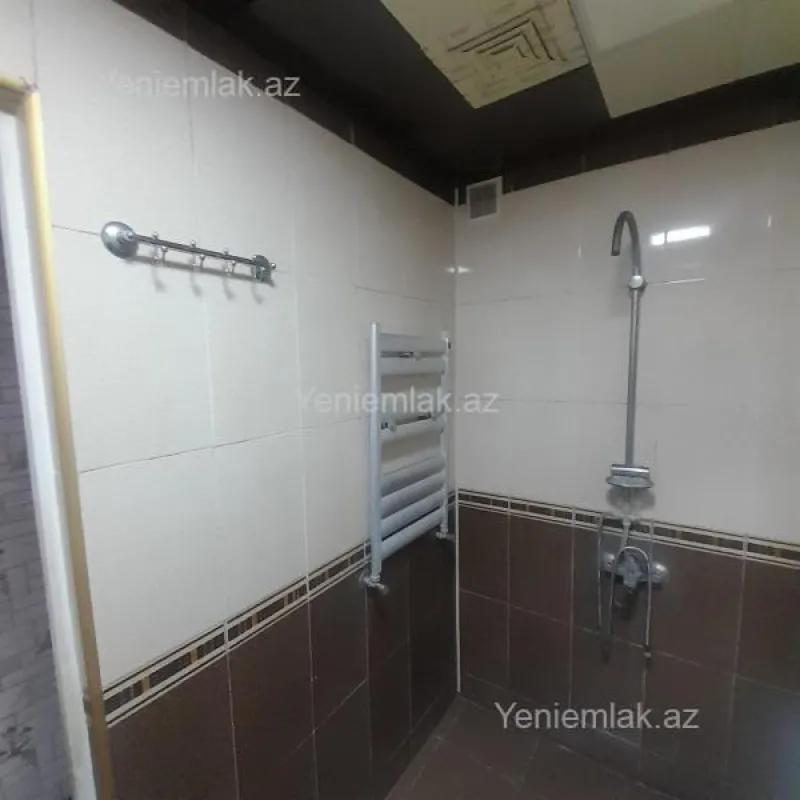 Satılır 2 otaqlı köhnə tikili 50 m²