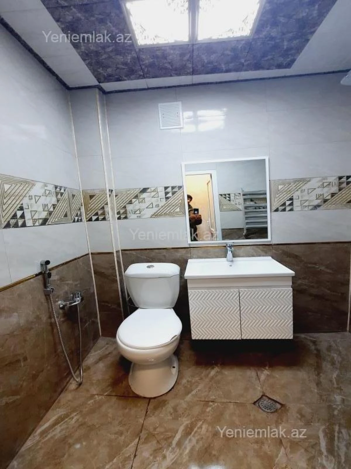 Satılır 3 otaqlı köhnə tikili 67 m²