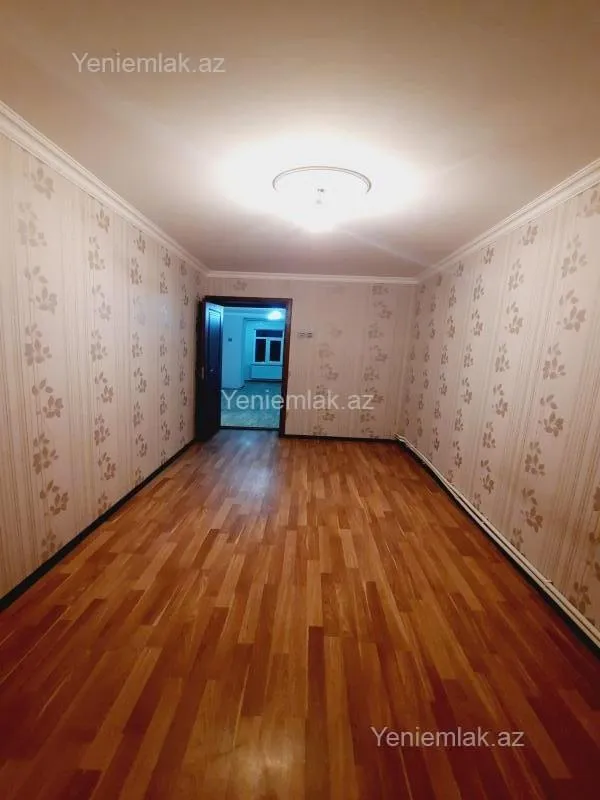 Satılır 3 otaqlı köhnə tikili 67 m²