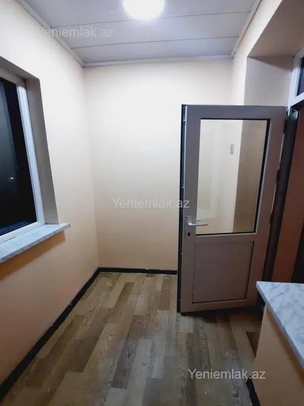 Satılır 3 otaqlı köhnə tikili 67 m²