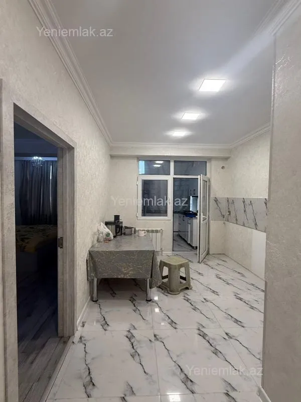 Satılır 1 otaqlı yeni tikili 42 m²