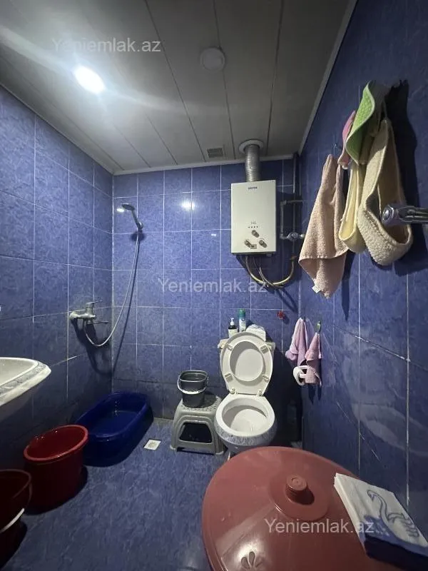 Satılır 2 otaqlı köhnə tikili 45 m²