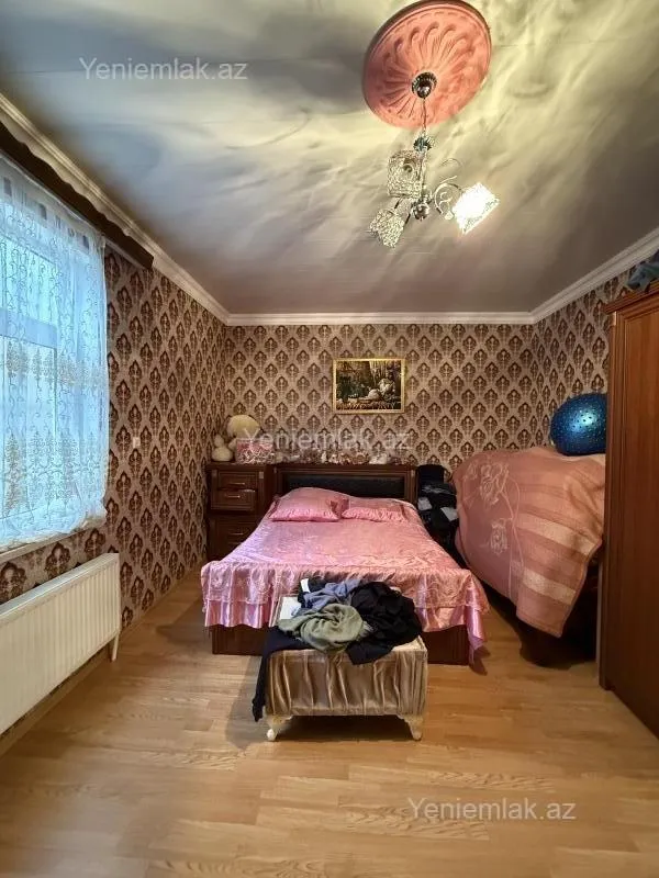 Satılır 5 otaqlı həyət evi 150 m²