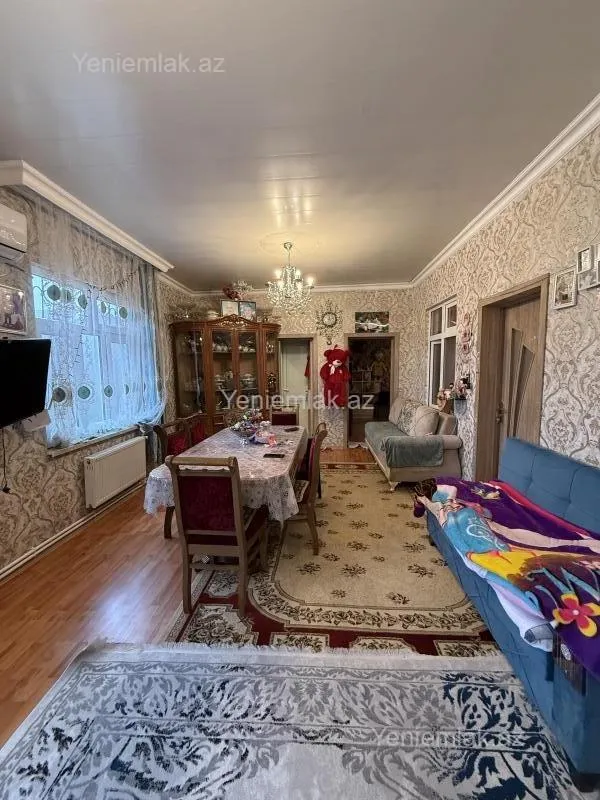 Satılır 5 otaqlı həyət evi 150 m²