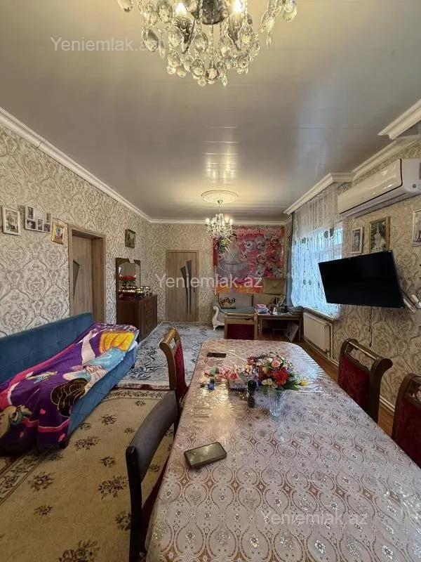 Satılır 5 otaqlı həyət evi 150 m²