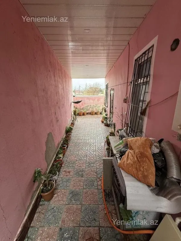 Satılır 5 otaqlı həyət evi 150 m²