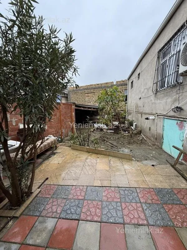 Satılır 5 otaqlı həyət evi 150 m²