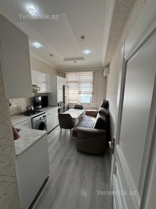 Satılır 3 otaqlı yeni tikili 85 m²