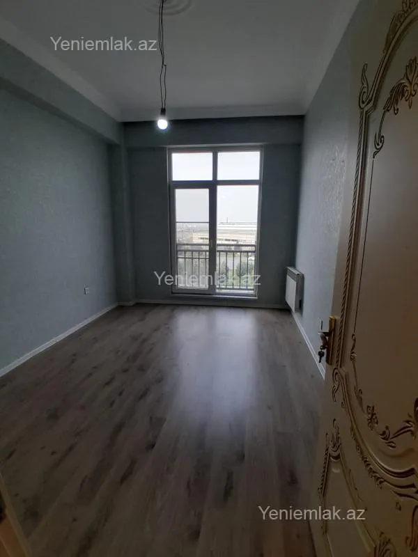 Satılır 3 otaqlı yeni tikili 105 m²