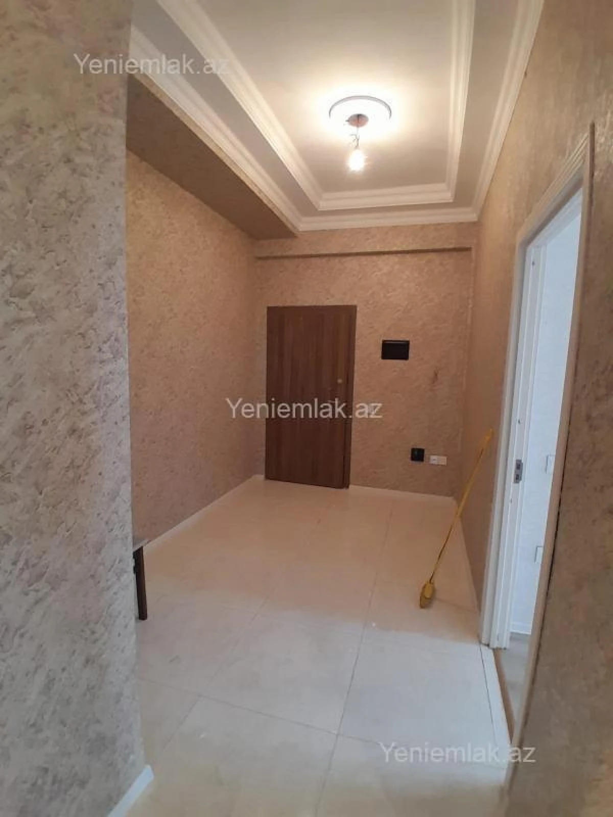 Satılır 3 otaqlı yeni tikili 105 m²