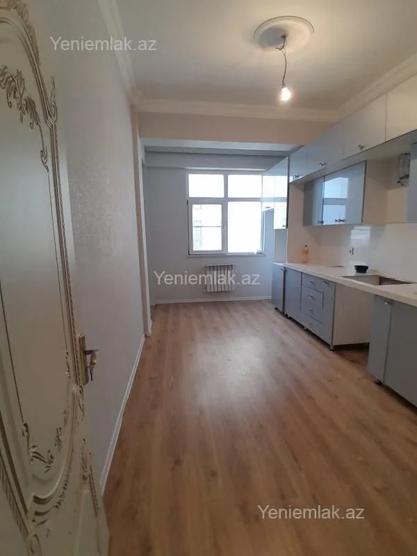 Satılır 3 otaqlı yeni tikili 105 m²