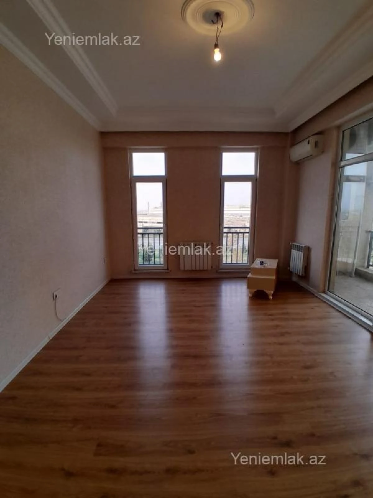 Satılır 3 otaqlı yeni tikili 105 m²