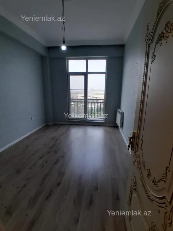 Satılır 3 otaqlı yeni tikili 105 m²