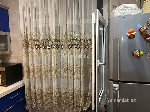 Satılır 3 otaqlı köhnə tikili 68 m²