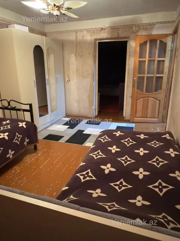 Satılır 3 otaqlı köhnə tikili 68 m²